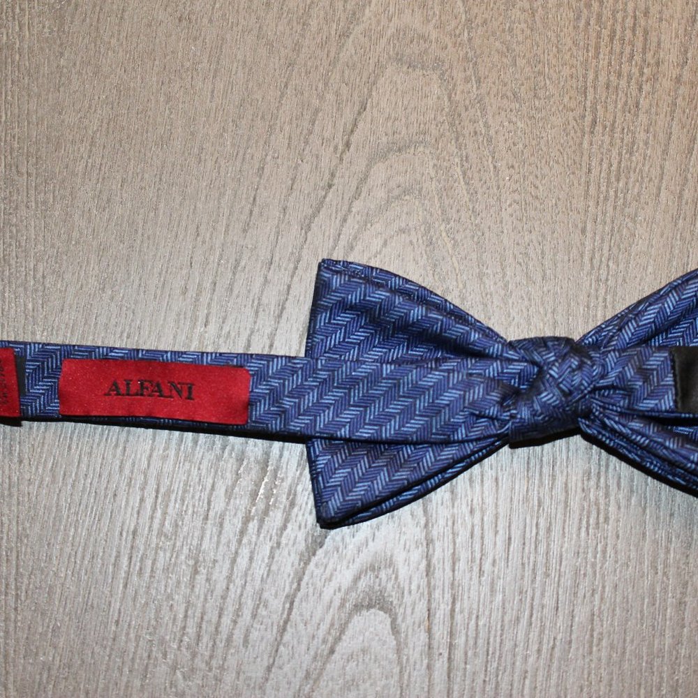 Alfani Bow Tie - Picture 2 of 3